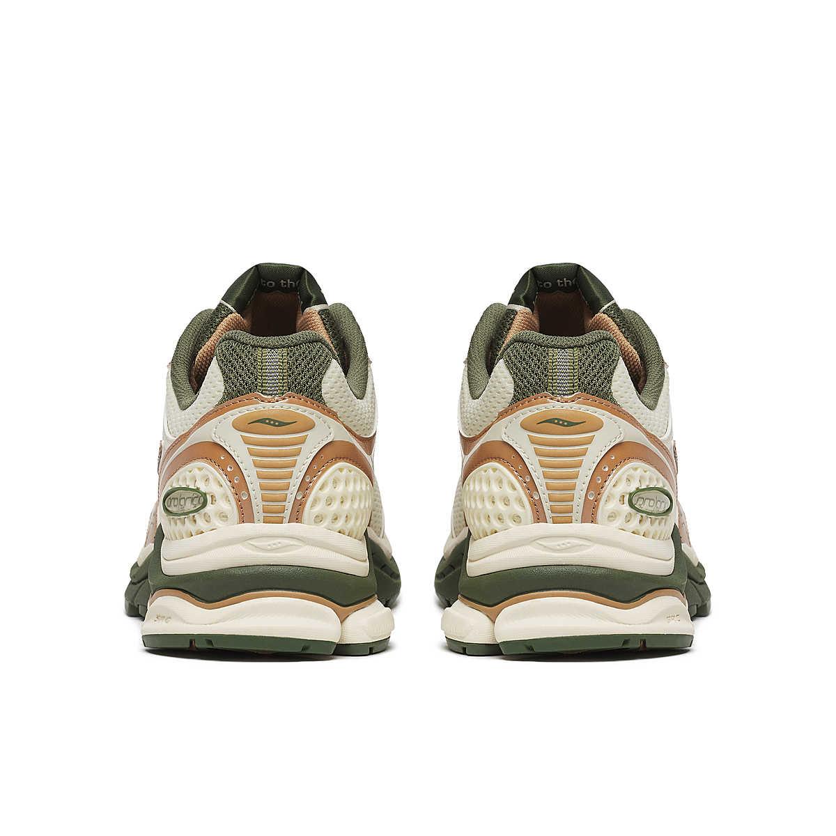 Saucony & Friends Progrid Triumph 4