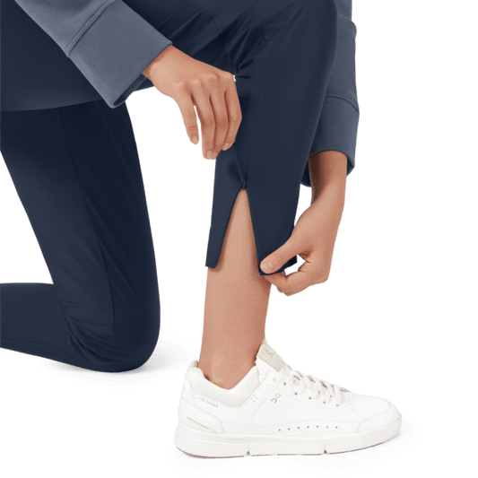 On Women's Lightweight Pants - Parkway Fitted